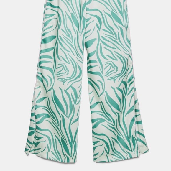 Zara green/ ecru print pajama style top and pants matching set NWT - Picture 6 of 6